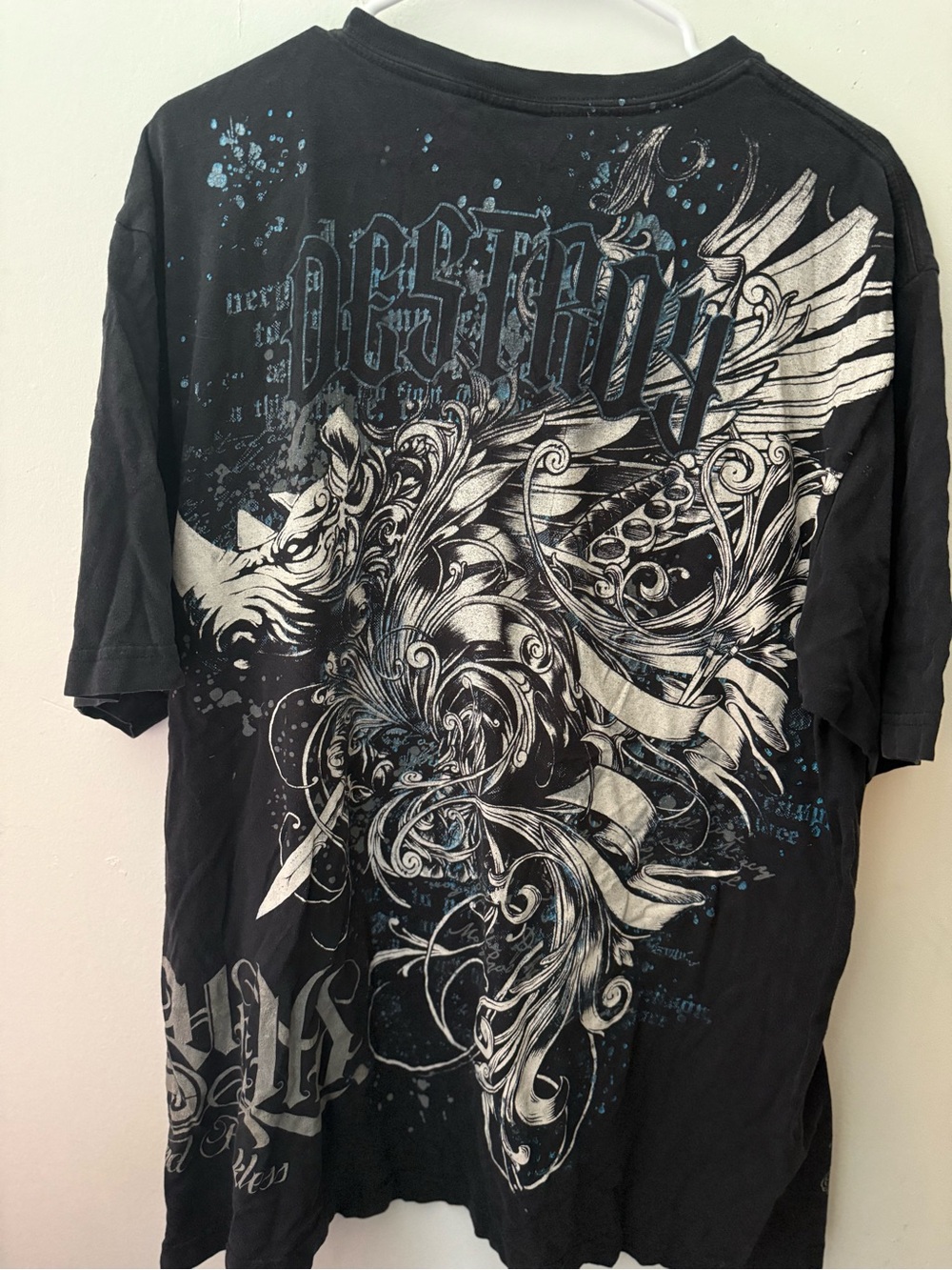 RARE vintage Ecko Unlimited Black Short-Sleeve Tee with Silver and Blue Graphic
